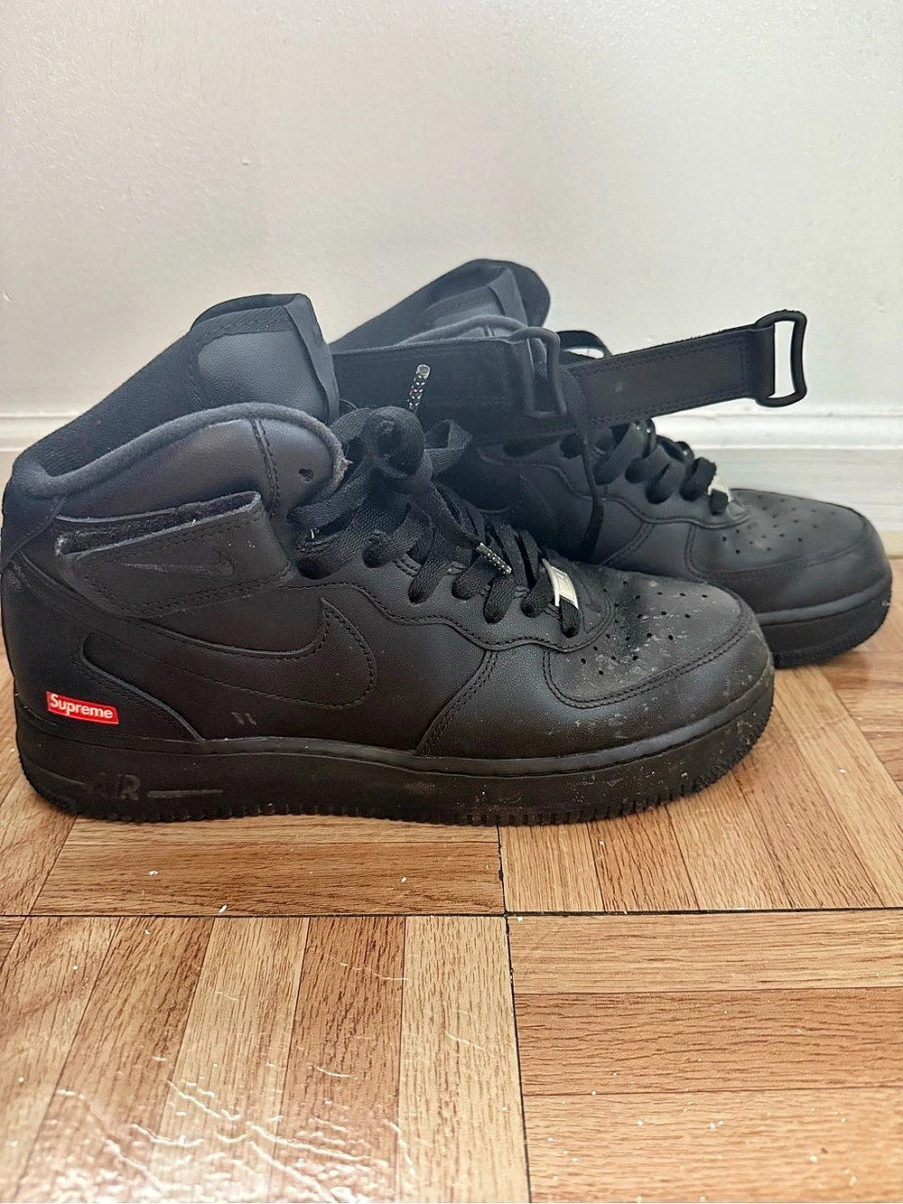 Supreme mid af1